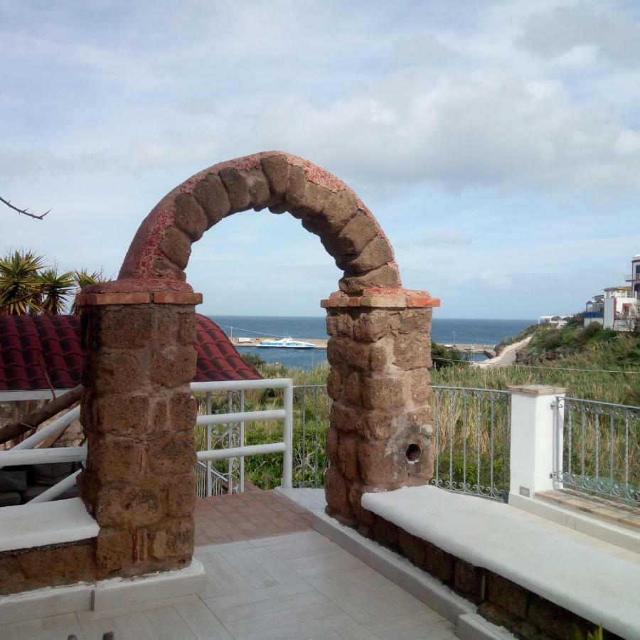 Cala Dei Romani Hotel Ventotene Ngoại thất bức ảnh